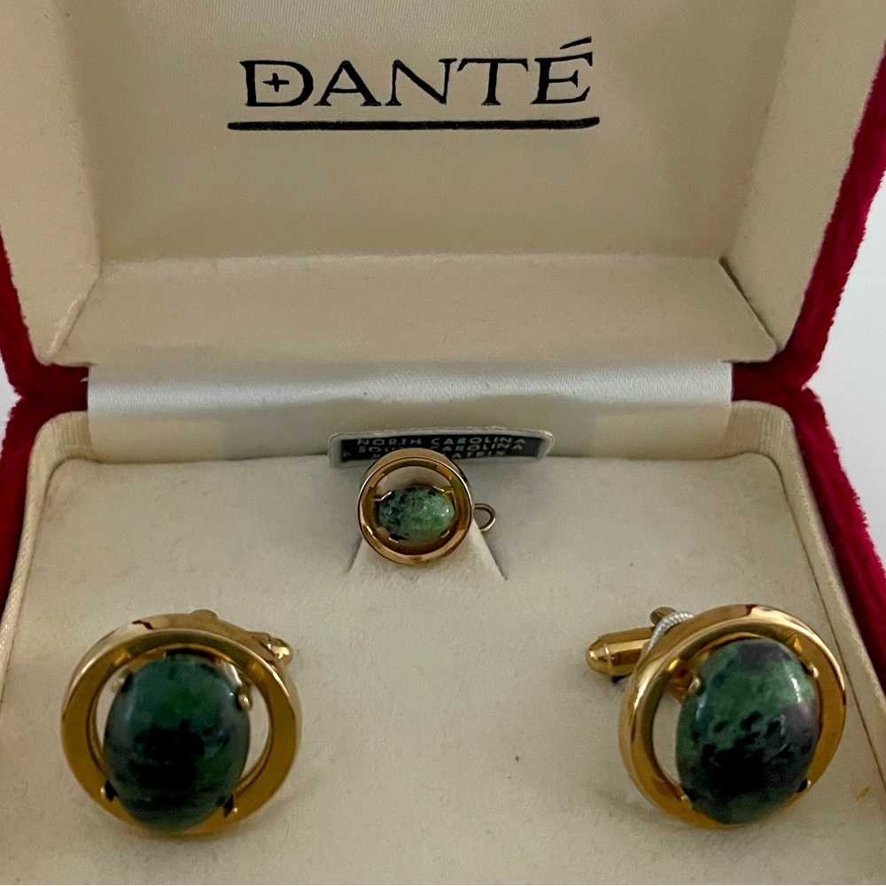Danté Men Cufflinks with pin in gold-toned with green gemstone.